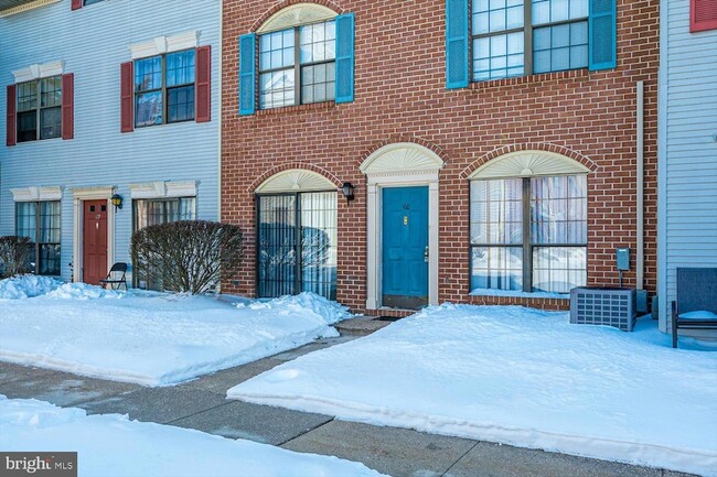 Photo - 60 O'Neill Ct