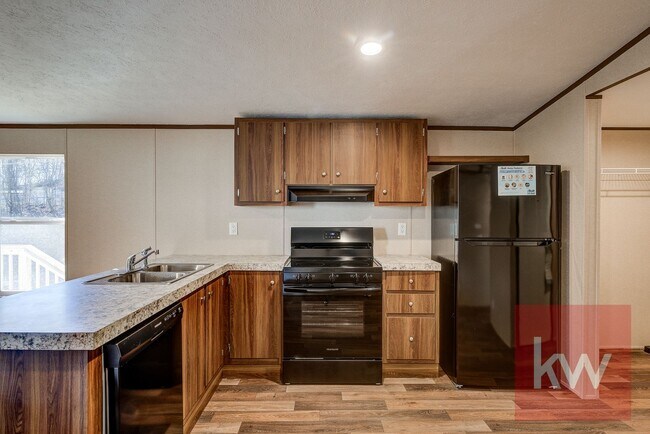 Photo - Chestnut St 119/Whispering Hills MHP Unit Lot 01