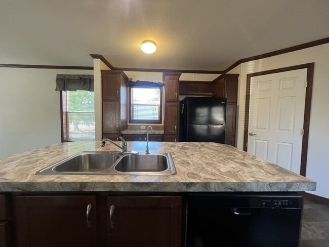 Photo - 7126 123rd St W