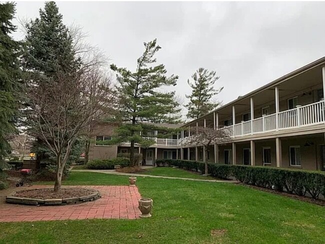 Photo - 475 S Adams Rd Unit 22