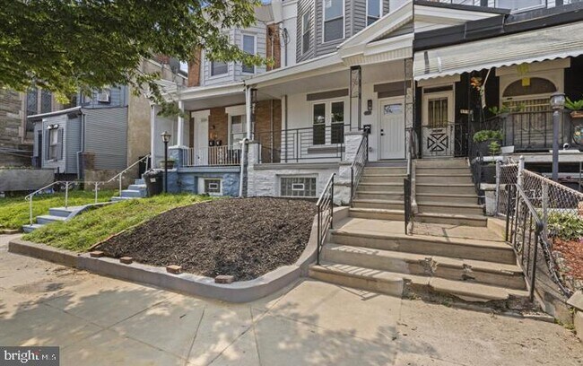Photo - 5737 Springfield Ave