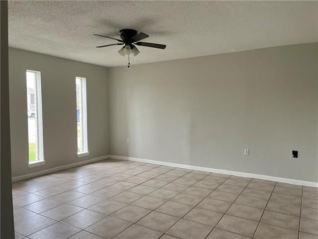 Photo - 14936 Curran Rd