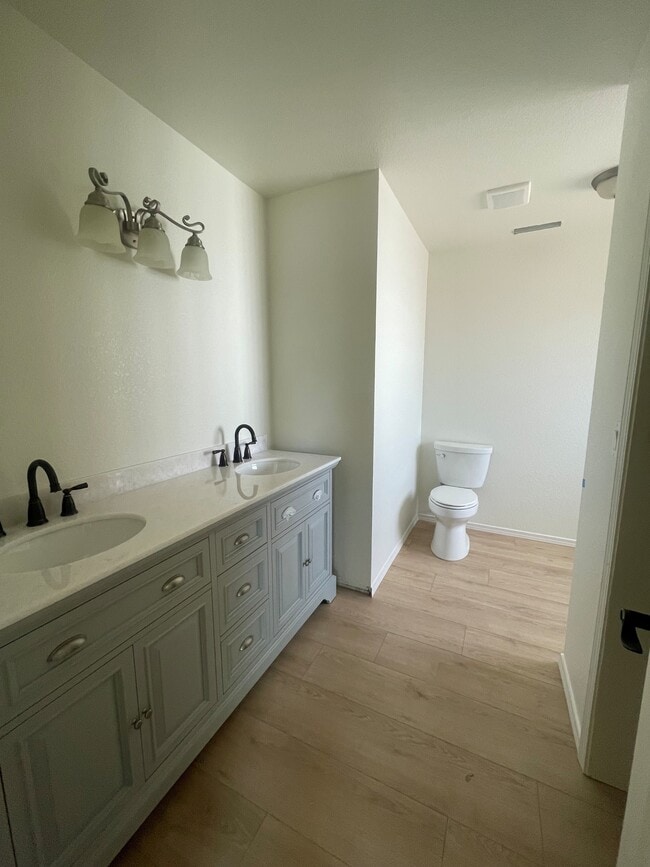 Photo - 4348 N Sauter Dr W