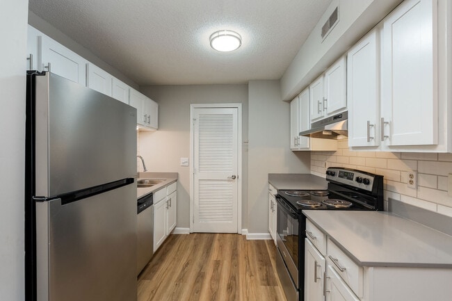 Photo - Axis on Roan