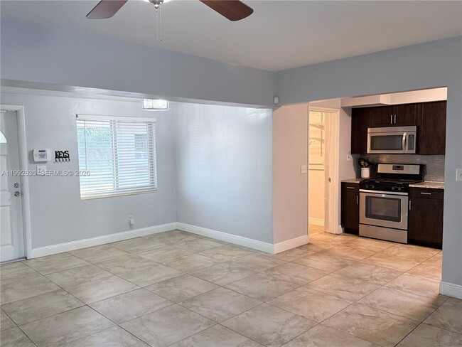 Photo - 7761 NW 34th St