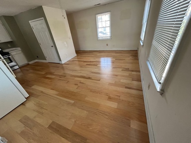 Photo - 61 Cooper St Unidad B