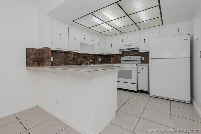 8830 W Sample Rd Unit 8