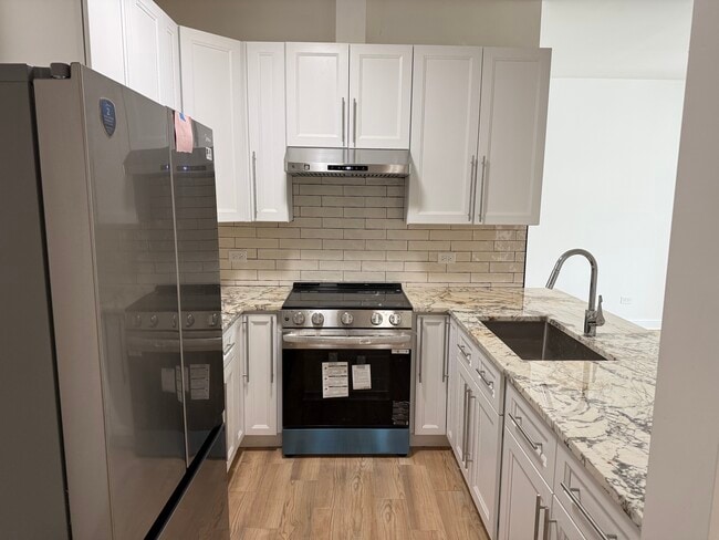 Photo - 222 N Genesee St