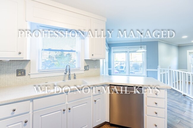 Photo - 113 Willow Oaks Ct