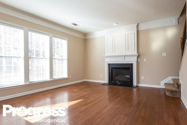 Photo - 946 Idlewood Dr