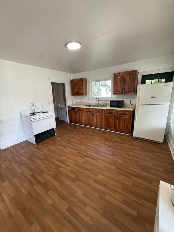 Building Photo - 402 Stone St Unit 1