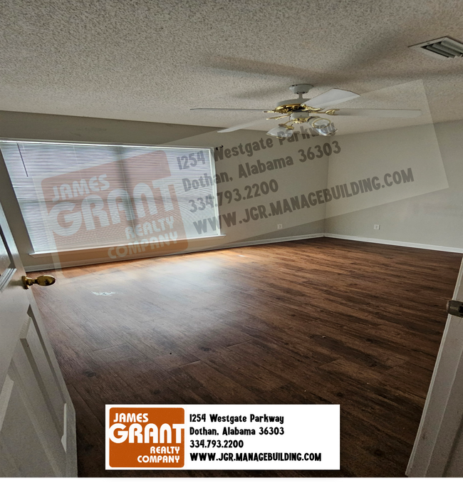 Photo - 258 Melrose Ln