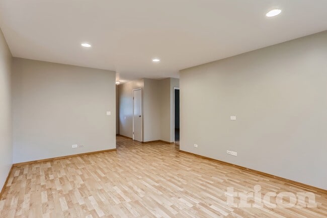 Photo - 3124 63rd St