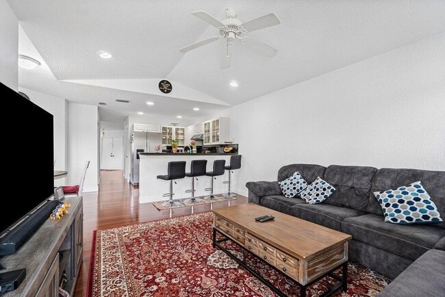 Photo - 139 Citrus Park Cir