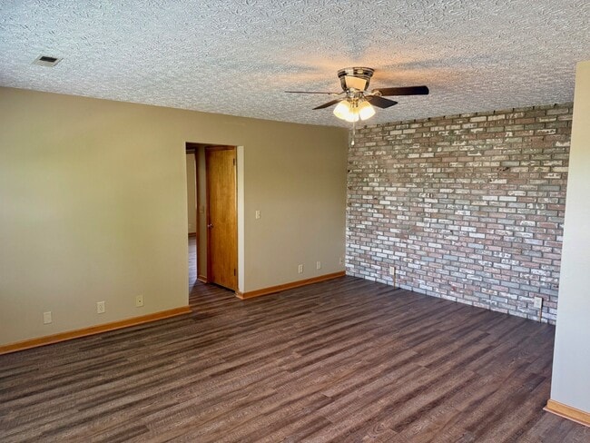 Photo - 515 Monroe Ave Unit 6