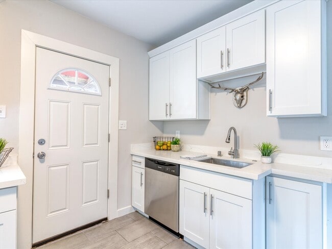 Photo - 7302-7311 11th Ave NE