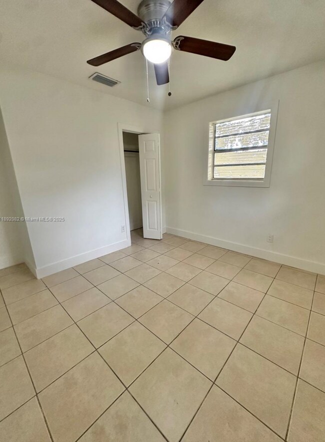 Photo - 4111 SW 33rd St