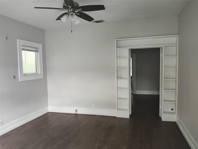 Photo - 3402 King St