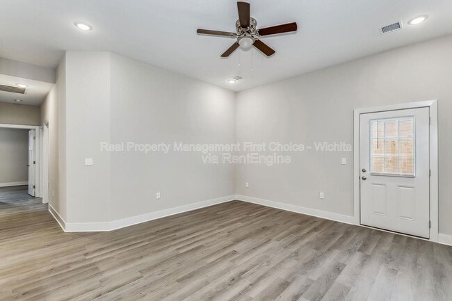 Photo - 3521 W 45th St S