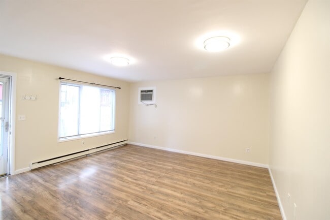 Photo - 762 5th St Unit 1