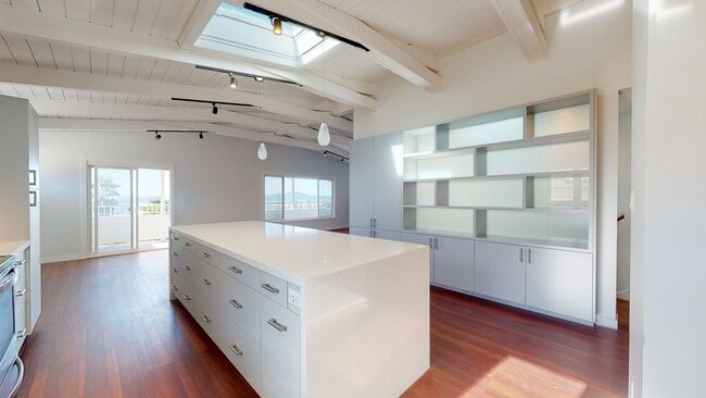 Photo - Kensington Beauty!