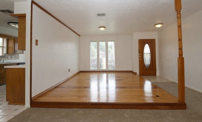 Photo - 11662 Sagewillow Ln