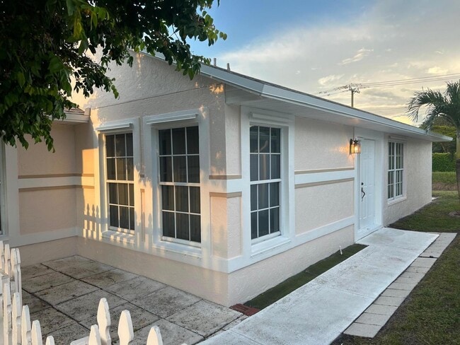 Photo - 10136 Boynton Pl Cir