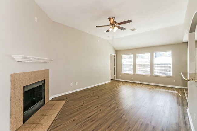 Photo - 19831 Billineys Park Dr