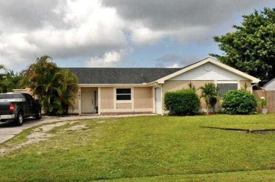 Building Photo - 383 SW Tulip Blvd
