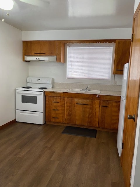 Photo - 1270 Ruge St NW
