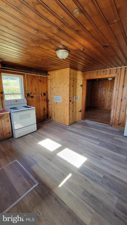 Photo - 174 Kriebel Rd
