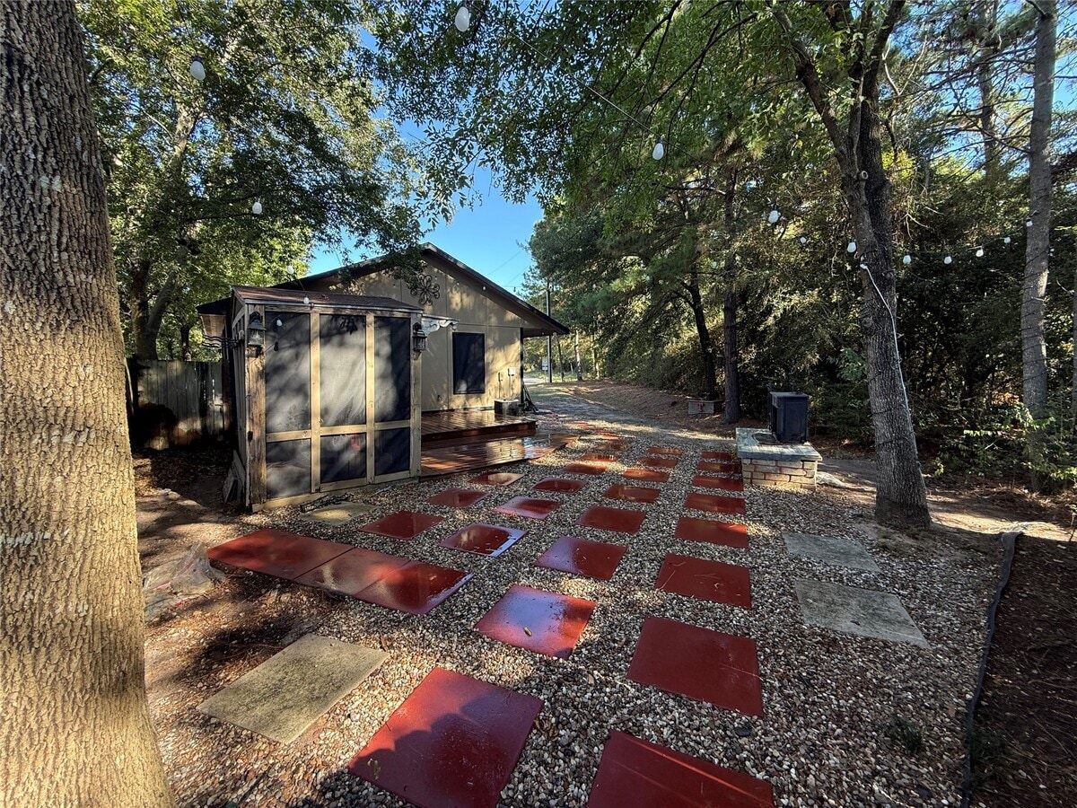 Photo - 919 Lovett St