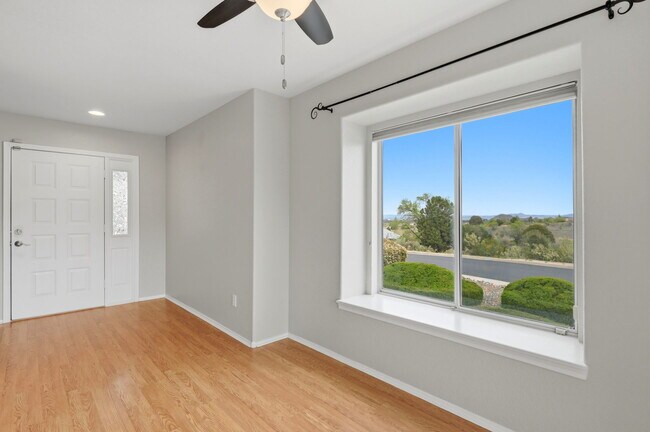 Photo - 3150 Cascades Ct