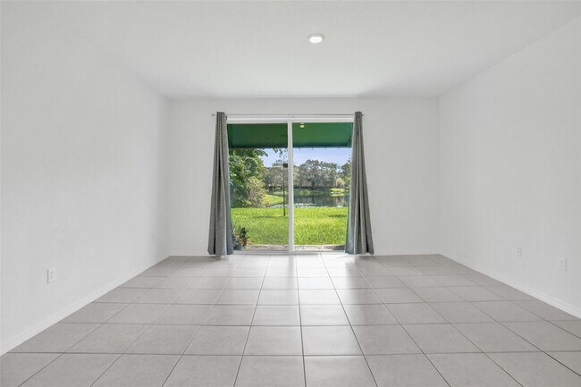 Photo - 4748 SW 63rd Terrace