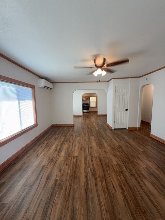 Photo - 1202 NW Hawthorne Ave