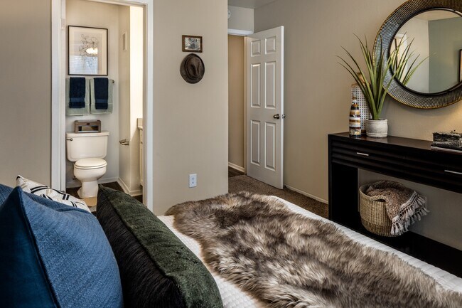 Steeplechase Apartments