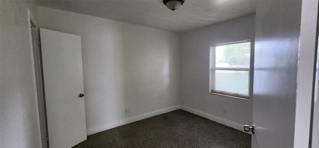 Photo - 2711 Lincoln St Unit 4