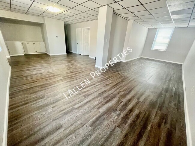 Photo - 313 N 12th St Unidad 304
