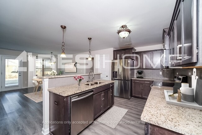 Photo - 115 Beaver Brook Pl