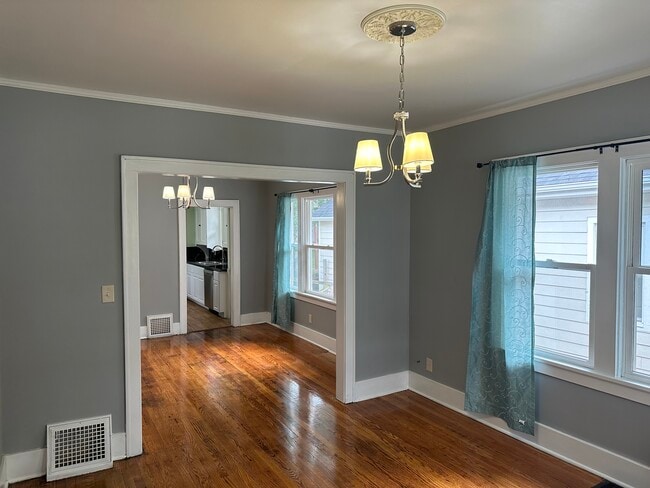 Building Photo - 623 S 33rd St Rental