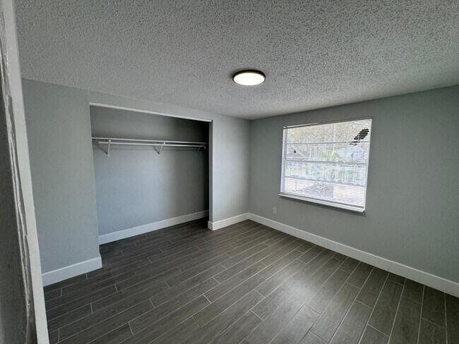 Photo - 13701 N 21st St