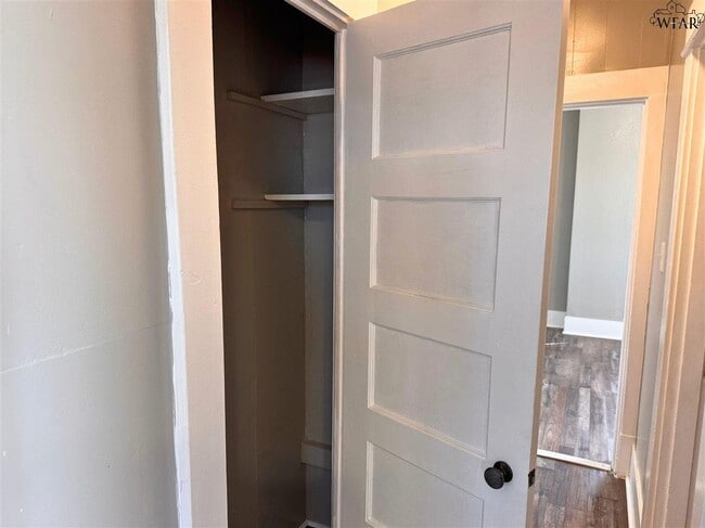 Photo - 1100 Burnett St