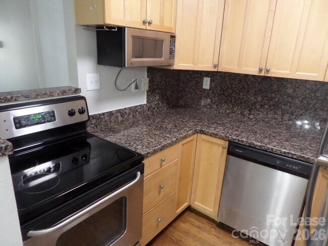 Photo - 4335 Hathaway St