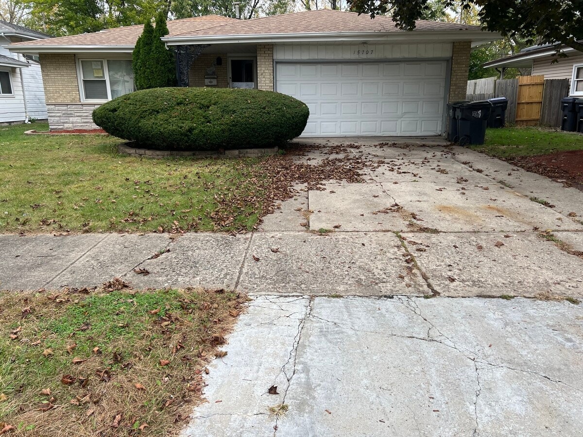 Photo - 15707 Dante Dr