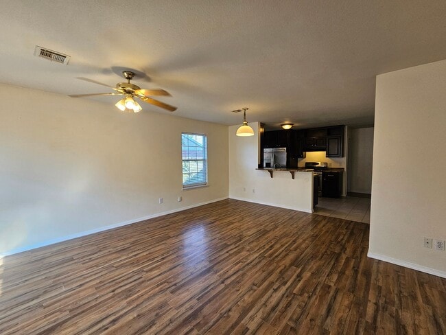 Photo - (3) Bed (2) Bath in Noble Avail NOW!