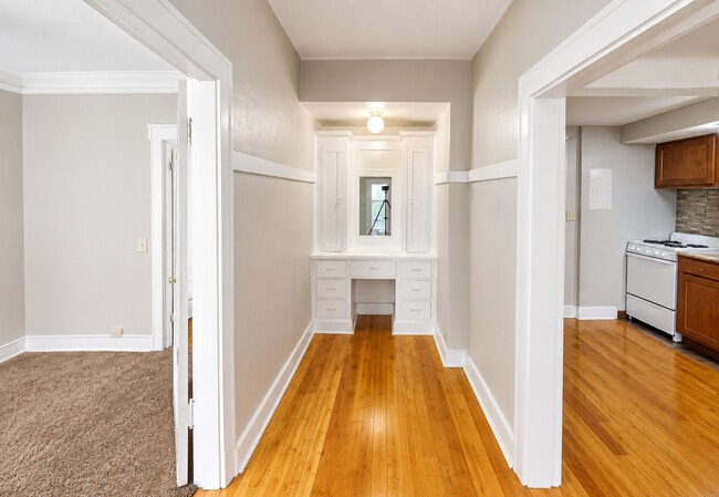1-Bedroom for June 2027