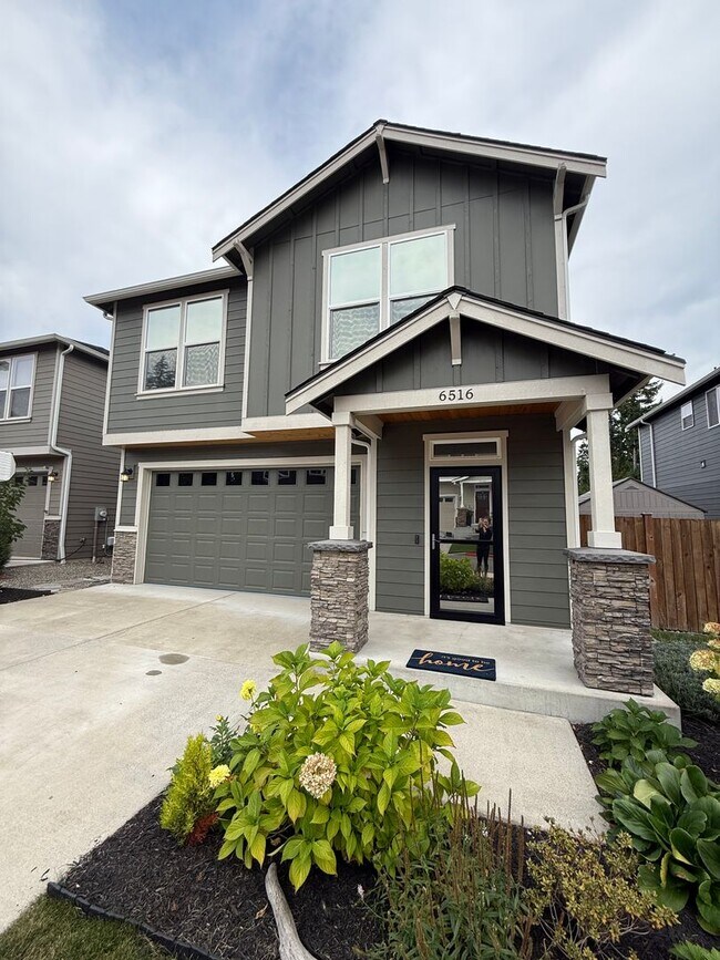 Photo - Home in Central Kitsap with Water/sewer/ga...