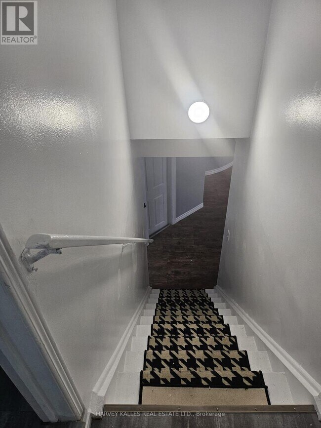 Photo - 72 Willowbrook Dr