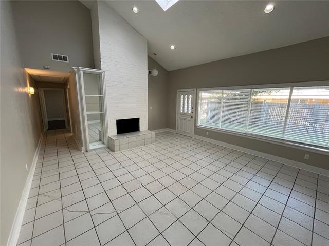 Photo - 415 Towne House Ln