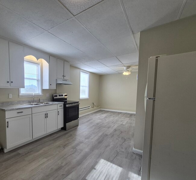 Kitchen - 287 Mountain View Rd Unit 2